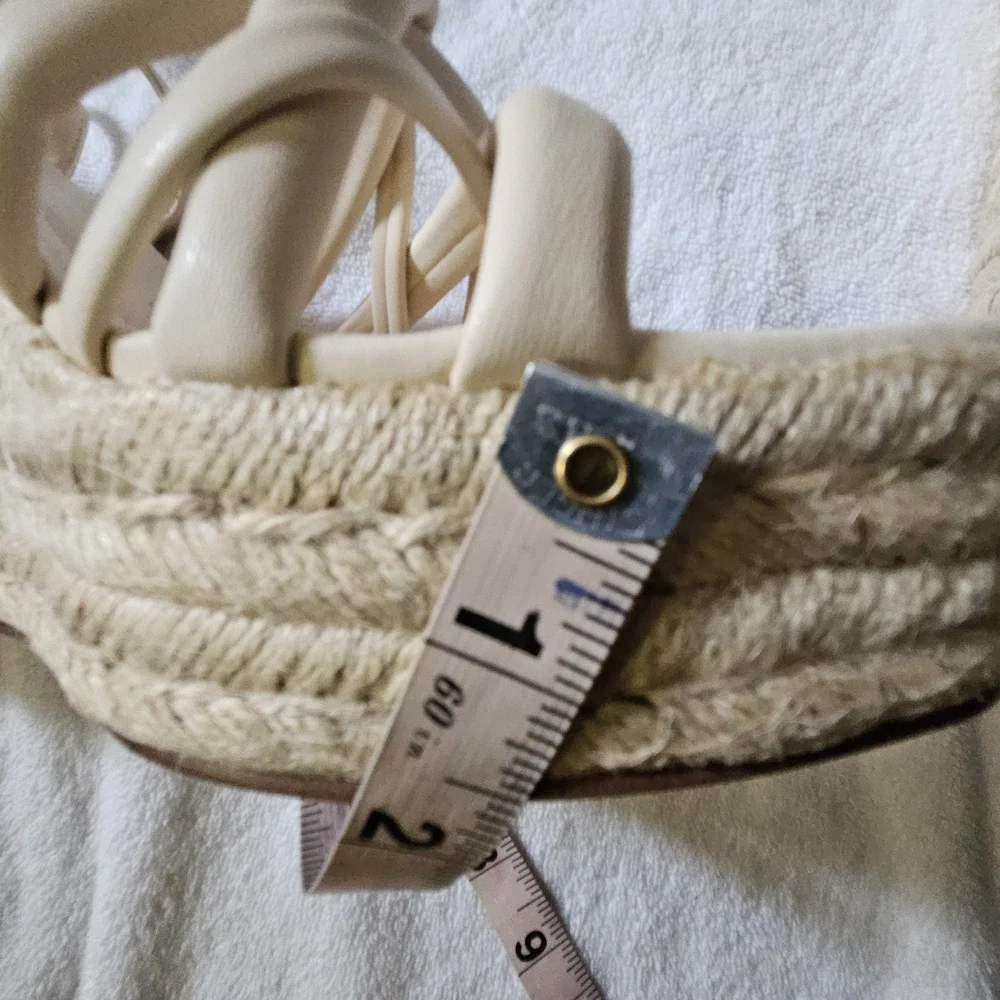 Circus by Sam Elderman Cream Wedge Sandals - Women - Size 10M - NWOT